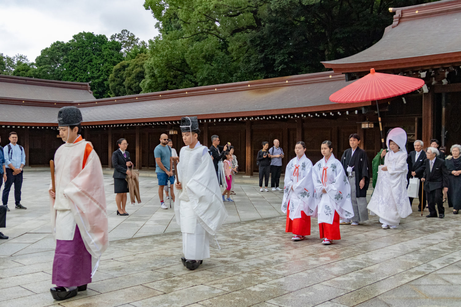 Wedding procession, Meiji Jingū, Tokyo